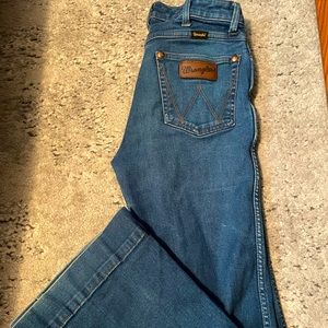 Wrangler High Rise Trouser Boot jeans